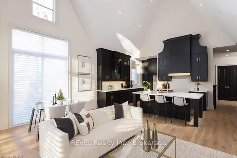 27 ARBOURVALE, St. Catharines, ON L2T 0A6