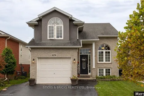 8378 ATACK Crt, Niagara Falls, ON L2H 3N4