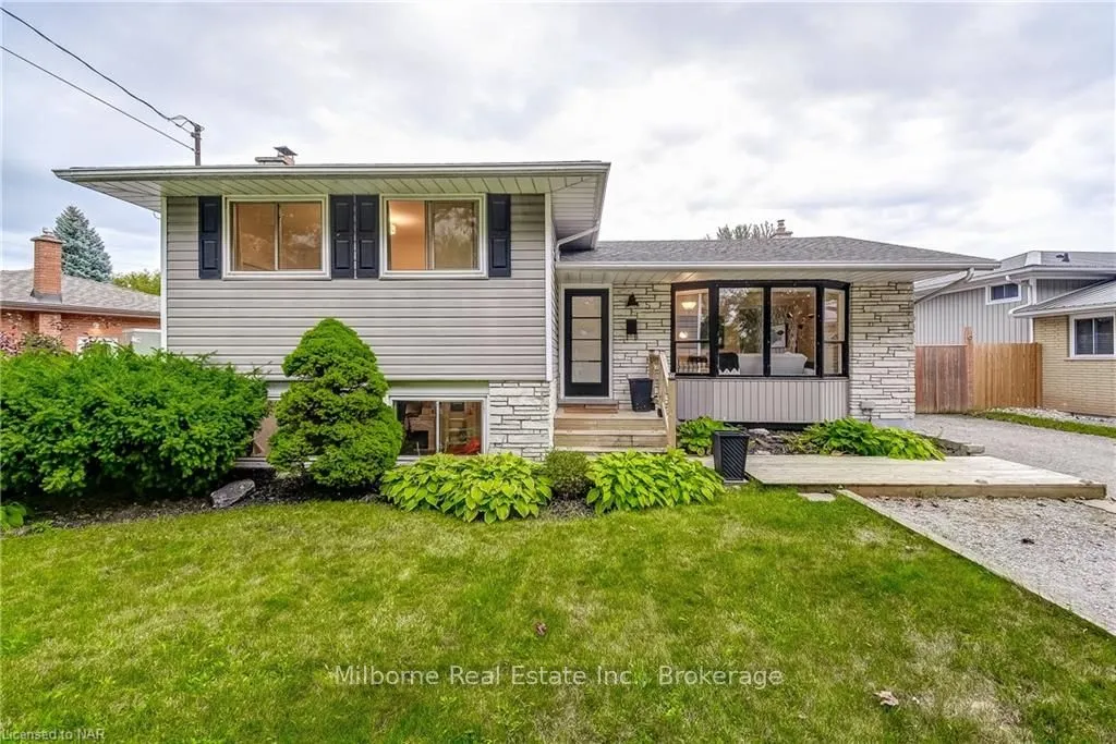 5 CINDY Dr, St. Catharines, ON L2M 6J8