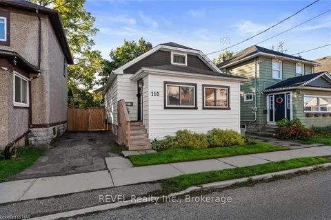 110 BEECH St, St. Catharines, ON L2R 2B9