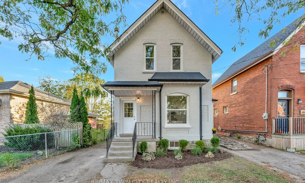 102 Grand River Ave, Brantford, ON N3T 4X4