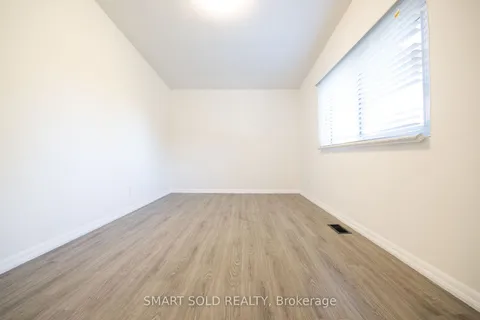 6446 Sherwood Rd, Niagara Falls, ON L2E 5M1