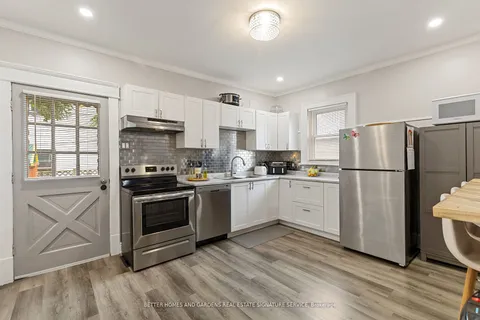 67 Eagle Ave, Brantford, ON N3S 1Z2