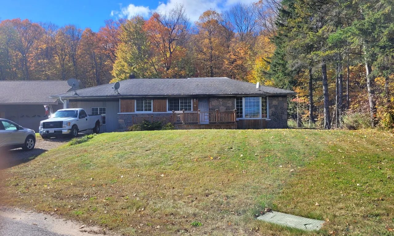 16 Vintage Cres, Minden Hills, ON K0M 2K0