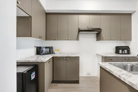 75 NORWICH Cres, Haldimand, ON N3W 0J4