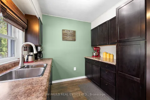 145 Weir St, Hamilton, ON L8H 5G1