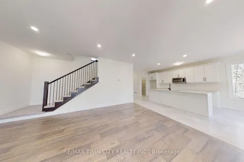 108 CHRISTOPHER Crt, London, ON N5X 3X4