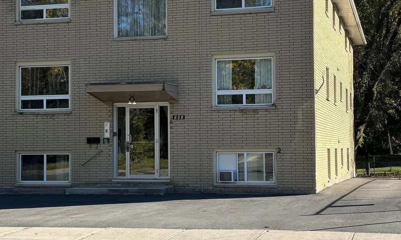 193 Victoria Ave, Belleville, ON K8N 2B9