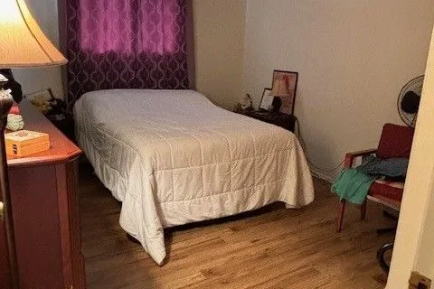 147 North Park St, Belleville, ON K8P 4N9