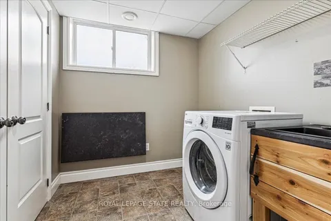 5117 Canborough Road, West Lincoln, ON L0R 2J0