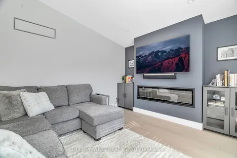 5 Brookhaven Crt, Guelph, ON N1G 4C2