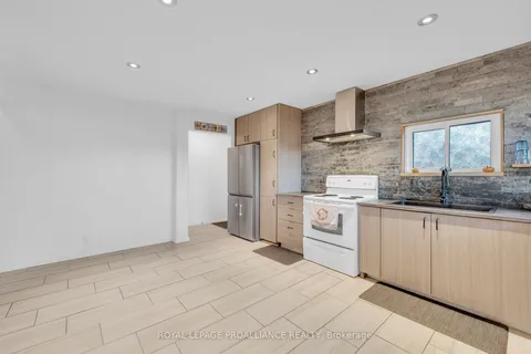 182 Henry St, Stirling-Rawdon, ON K0K 3E0