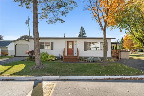 41 Linden Blvd, Quinte West, ON K8N 4Z3