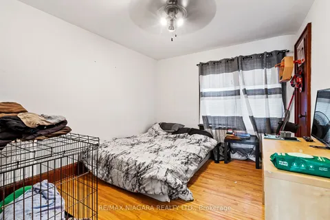 222 Alexandra St, Port Colborne, ON L3K 2Y8