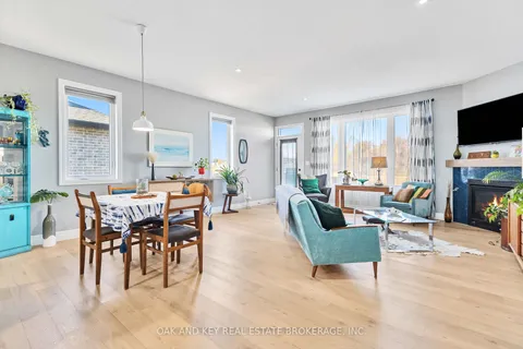 106 Stuart Ave, Lucan Biddulph, ON N0M 2J0