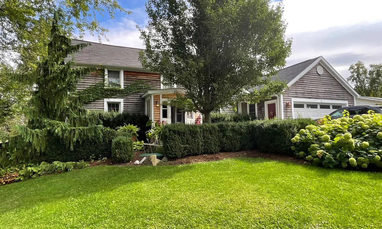 1183 Roger Pl, Smith-Ennismore-Lakefield, ON K0L 1T0