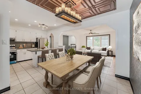 560 Woodlawn Rd, Guelph, ON N1E 1C2