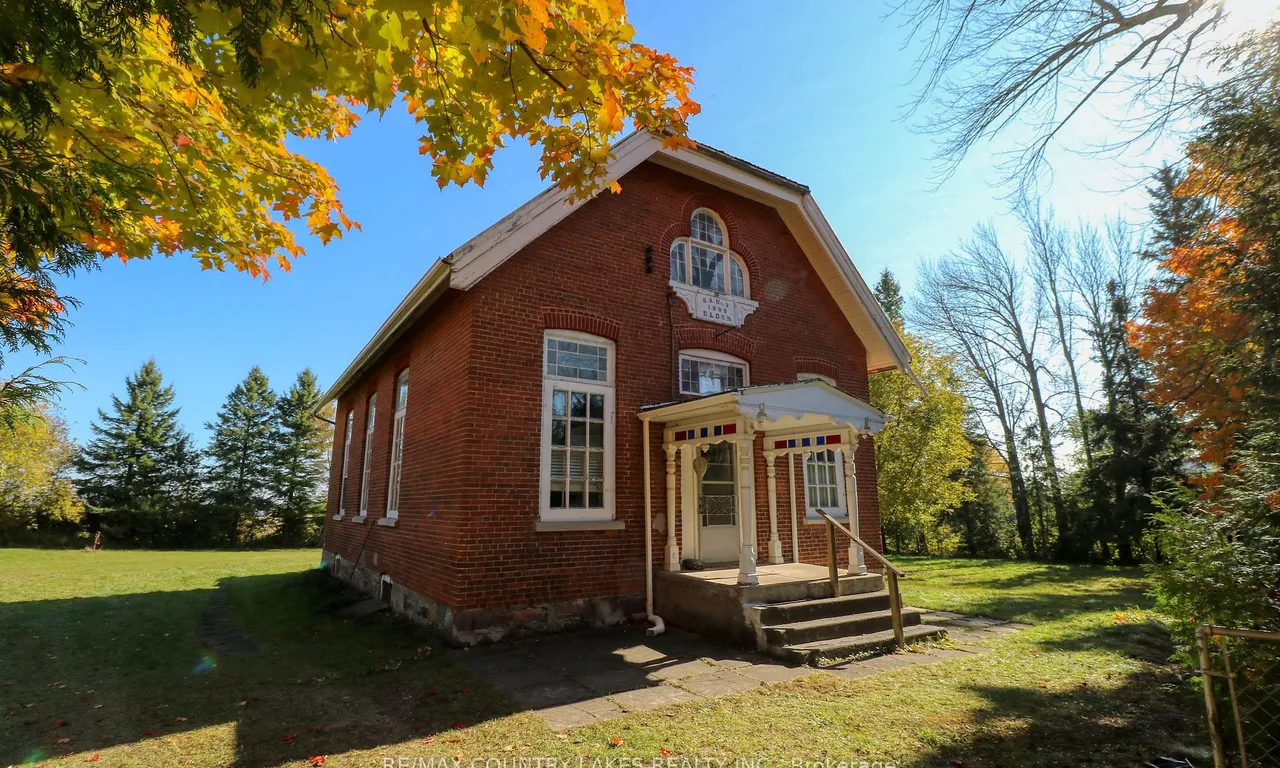 678 Sandringham Rd, Kawartha Lakes, ON K0M 2T0
