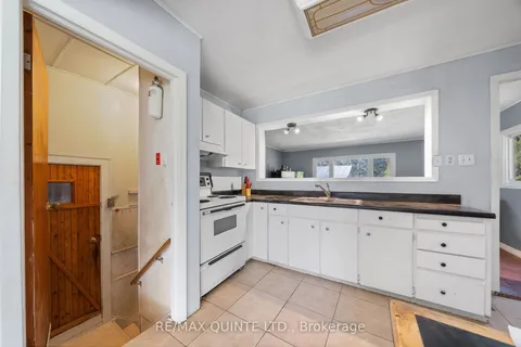 170 March St, Quinte West, ON K0K 2C0