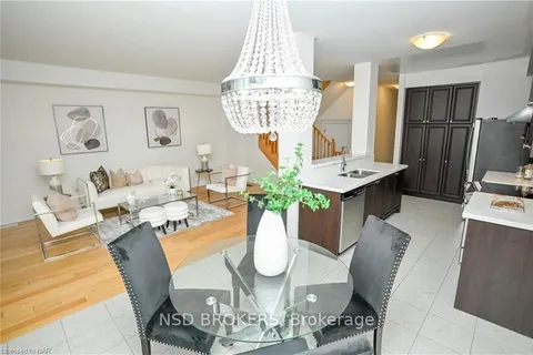 61 ESTHER Cres, Thorold, ON L3B 0G3