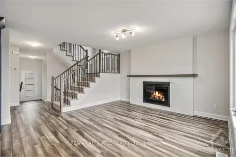 1208 MONTBLANC Crescent, Russell, ON K0A 1W1