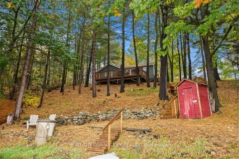 1221 TRAMORE Rd, North Algona Wilberforce, ON K0J 1X0