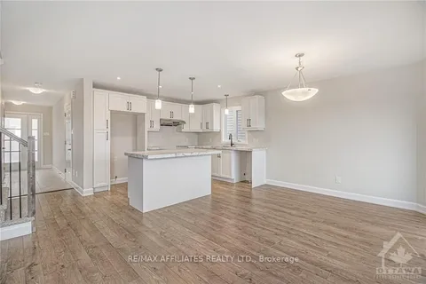 1207 MONTBLANC Crescent, Russell, ON K0A 1W0