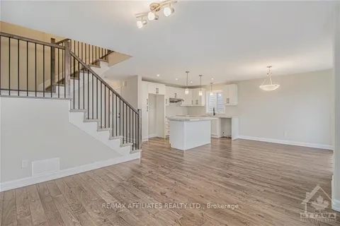 1207 MONTBLANC Crescent, Russell, ON K0A 1W0