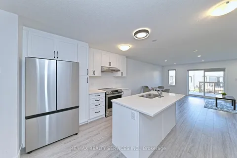 12 Roper Pl, Kitchener, ON N2R 1R2