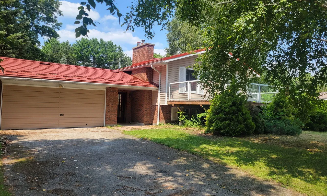 13 Pirates Glen Dr, Galway-Cavendish and Harvey, ON K0M 1A0