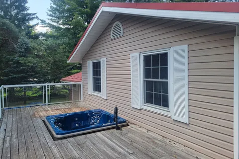 13 Pirates Glen Dr, Galway-Cavendish and Harvey, ON K0M 1A0