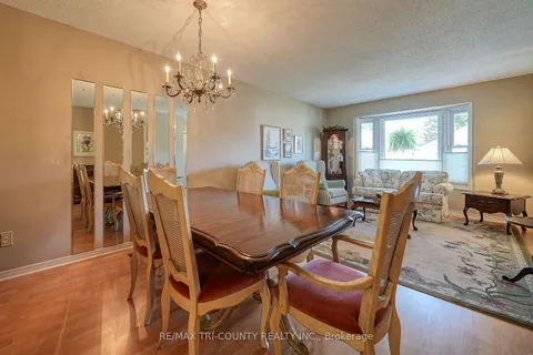 18 Wilkins Cres, Tillsonburg, ON N4G 5M6