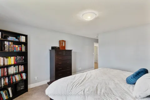 54 Mcintosh Cres, Quinte West, ON K8V 0G1