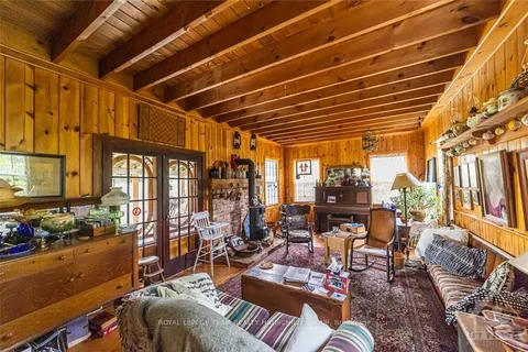 5689 FERRY Rd, Carp - Dunrobin - Huntley - Fitzroy and Area, ON K0A 1X0