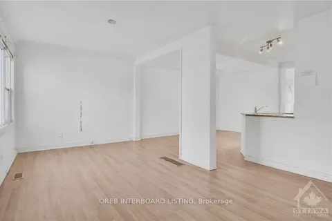 11 BROADWAY Ave, Brockville, ON K6V 1T9