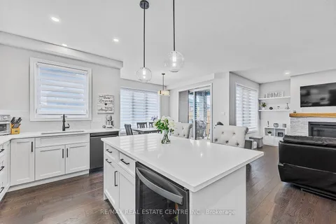 16 Tindall Cres, East Luther Grand Valley, ON L9W 6P2