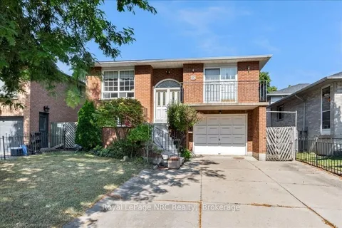 103 Leggett Cres, Hamilton, ON L8W 2A5