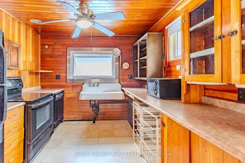 405 Cambridge Rd, Fort Erie, ON L0S 1B0