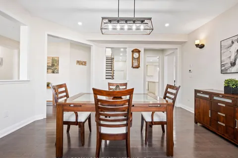 1 Seanesy Dr, Thorold, ON L3B 5N5