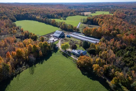 602446 Sideroad 8, Chatsworth, ON N0H 2V0