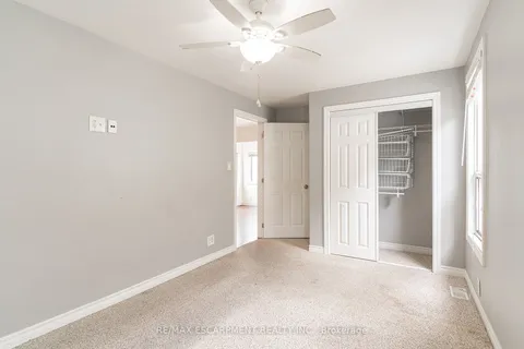 200 Tragina Ave, Hamilton, ON L8H 5E1