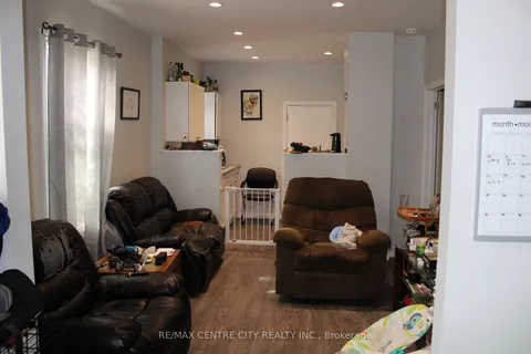 23 Opechee St, St. Thomas, ON N5R 1W1