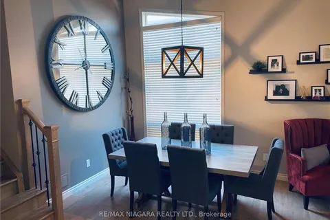 7467 Monastery Dr, Niagara Falls, ON L2H 3A7