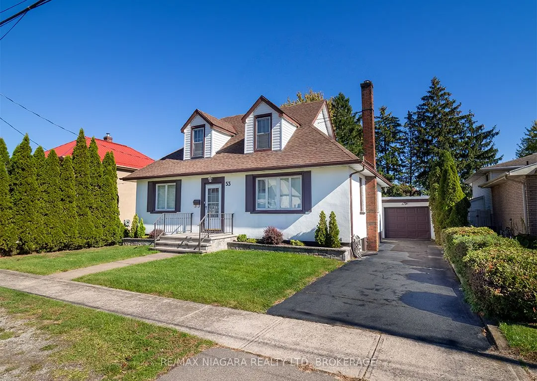 53 Oak St, Port Colborne, ON L3K 4S7