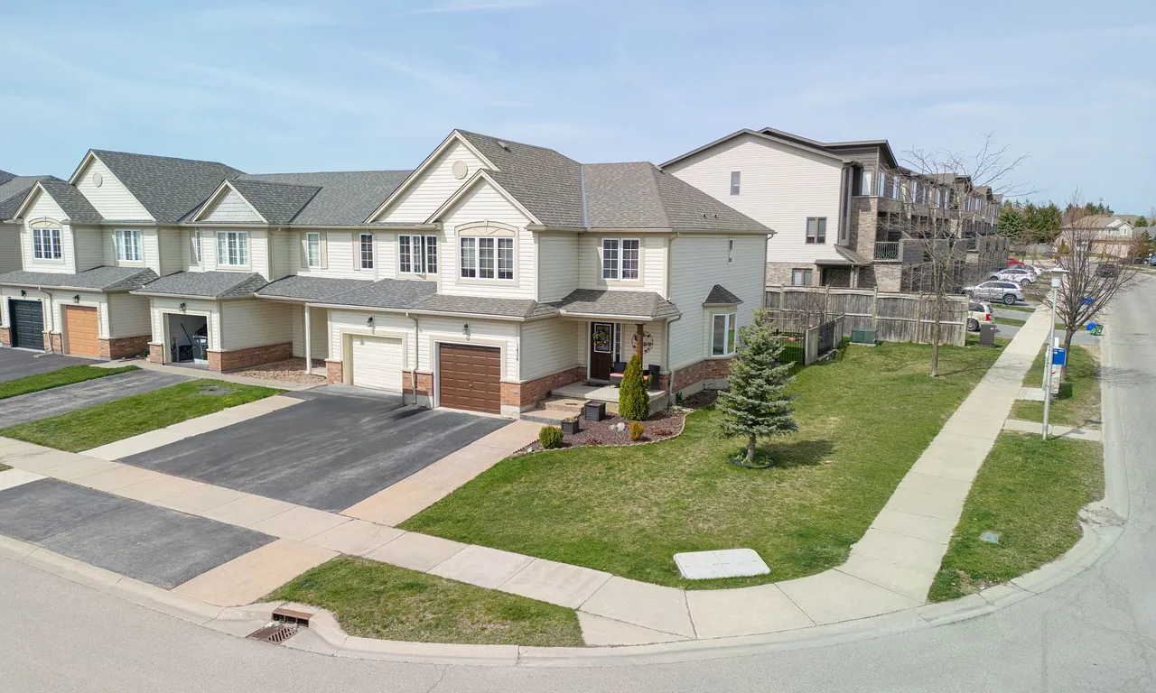 1434 Evans Blvd, London, ON N6M 1L6