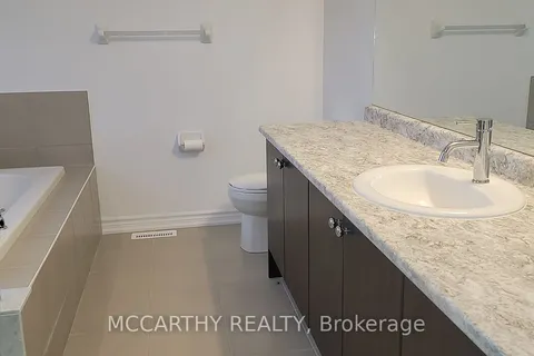 36 Doc Lougheed Ave, Southgate, ON N0C 1B0