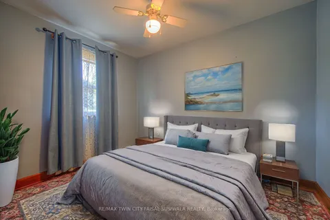 769 Elizabeth St, Kitchener, ON N2H 6H2