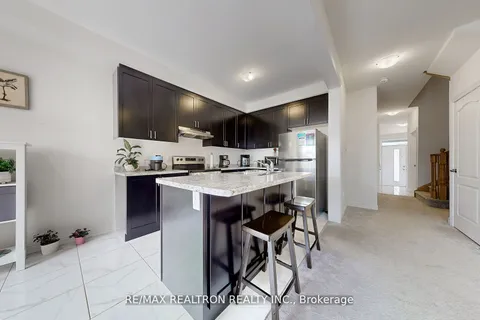 166 Deerpath Dr, Guelph, ON N1K 0E2