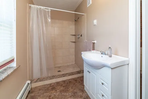 3008 Main St, Haldimand, ON N0A 1J0