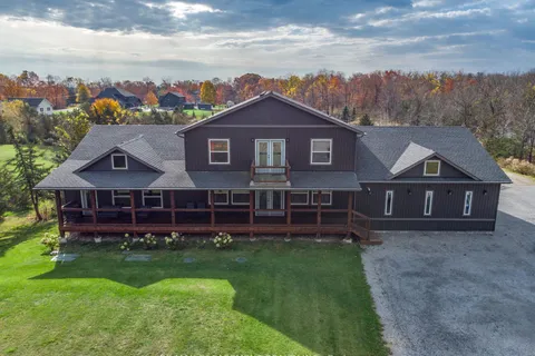 11417 LAKESHORE Rd, Wainfleet, ON N1A 2W8